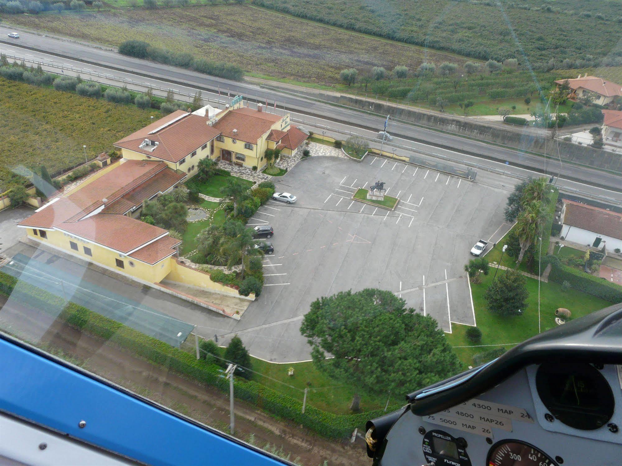 La Locanda del Cavaliere Borgo Montello Esterno foto